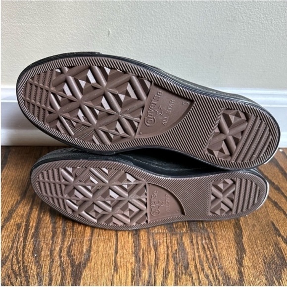 NWOT Converse Chuck 70 High Tops Black Monochrome Suede Customs Women’s 7 - Picture 7 of 7